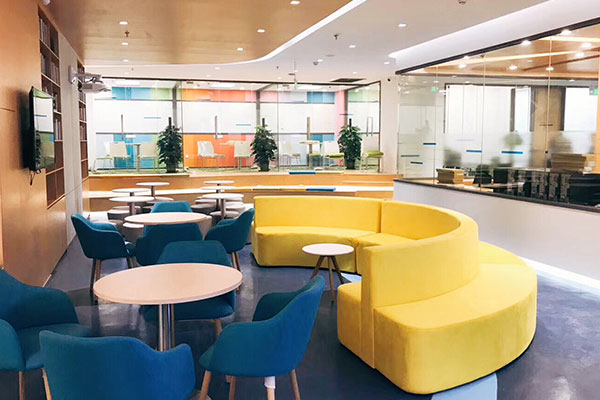 ���ڳ���Ӣ����ѵ���ʲô�۸�