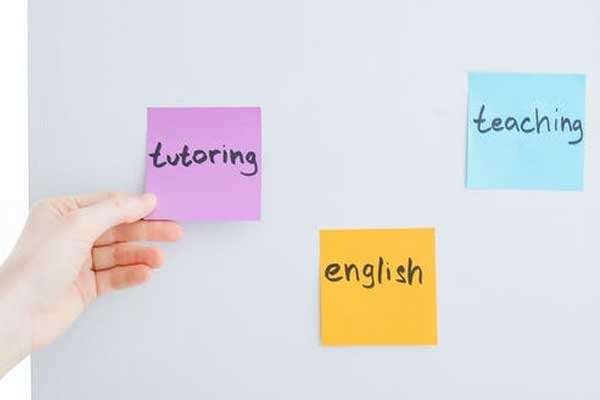  ���ڳ���Ӣ����ѵ���ĸ���