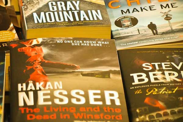 ���ڳ���Ӣ����ѵҪ����Ǯ