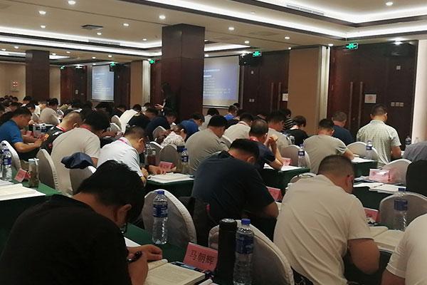 ��屣��Ա��ѵ��ã�ѧ�Ѷ��٣�