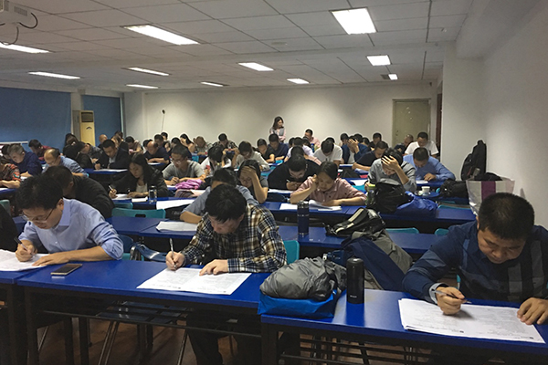 盐城保育员培训多久?学费多少?