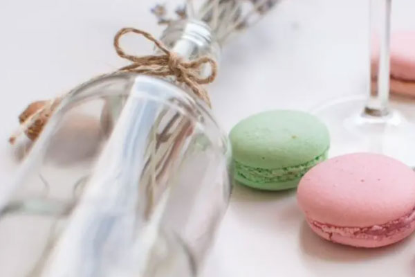 ���κ��Ŀ�����ô�����շѱ�׼����Ǯ��