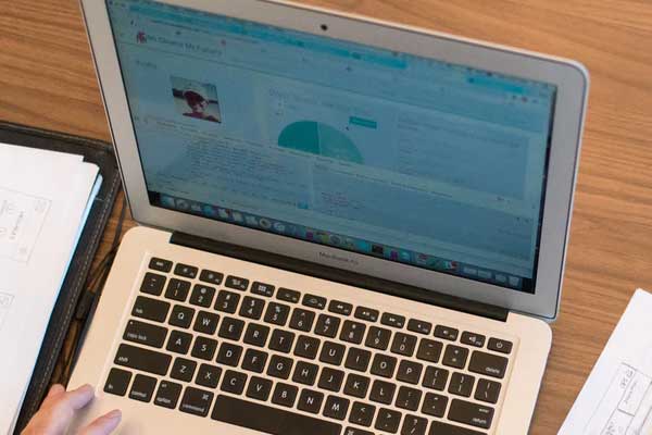 �人����ѧui��ƱȽϺ�