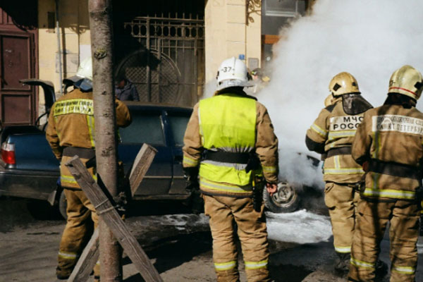 �������������Ҳ���֤ȥ���￼����Ҫ����Ǯ��