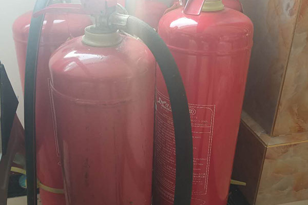 �������������Ҳ���֤ȥ���￼����Ҫ����Ǯ��