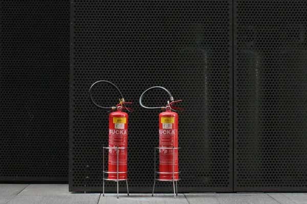 �������������Ҳ���֤ȥ���￼����Ҫ����Ǯ��