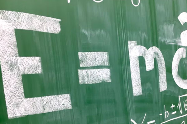 �ڽ��й����б���۸��_�շѱ�׼����Ǯ