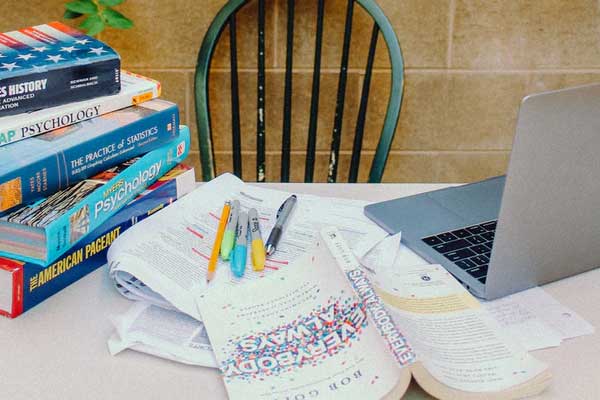 ���Ž����ٶ�Ӣ����ѵ�������У��ĸ��ã�