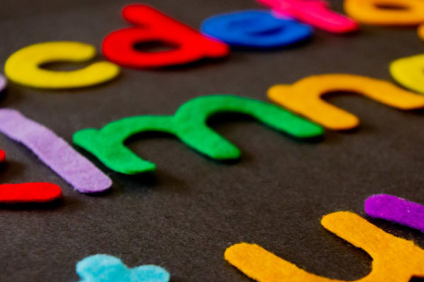 �Ϸ������н����ٶ�Ӣ����ѵ��