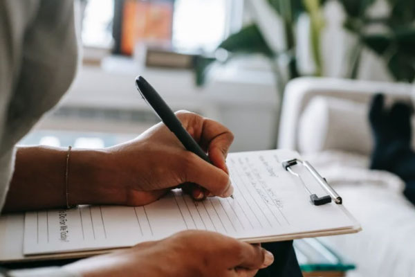 ����֤ȯ��ҵ�ʸ�����ѵѧУ�ĸ���