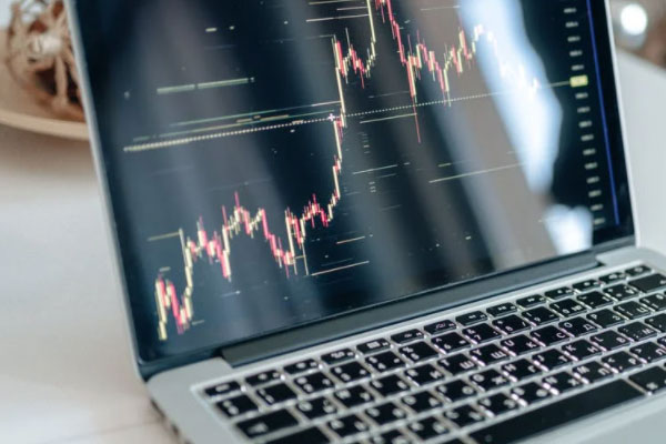 ����֤ȯ��ҵ�ʸ�����ѵѧУ�ĸ���