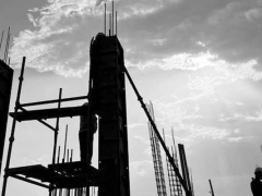 ��Ȫ�м���ȫ����ʦ��ѵ���ö���Ǯ/