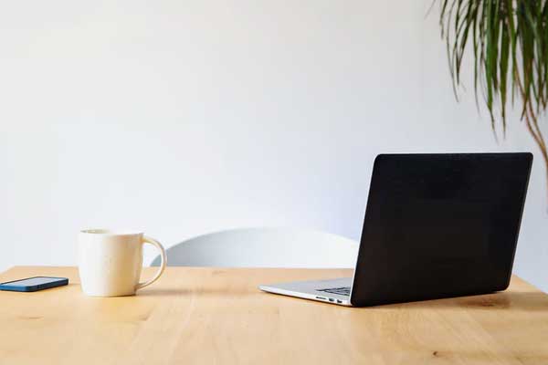 �����м���ȫ����ʦ��ѵ���ö���Ǯ