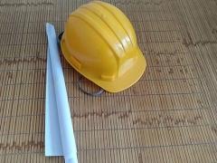 �����м���ȫ����ʦ��ѵ���ö���Ǯ/