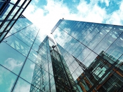 �����м���ȫ����ʦ��ѵ���ö���Ǯ/