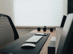 ��ݸ���������ѵ���ĸ���_�۸����Ǯ/