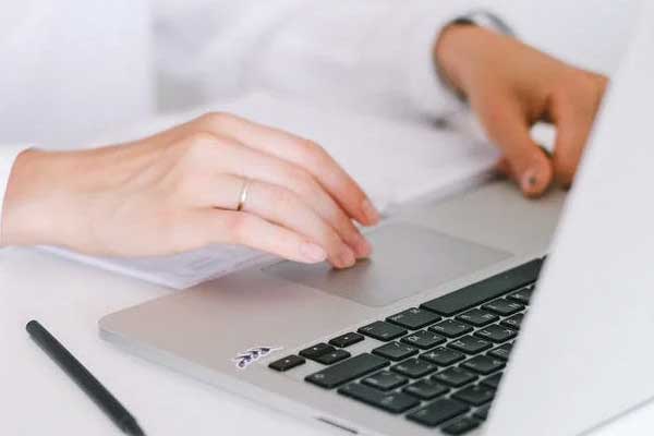 ̫ԭ��������ʦ��ѵ_���ö���Ǯ