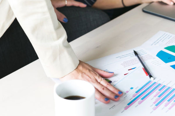 ���˳�������ʦ��ѵ_���ö���Ǯ