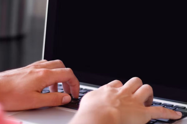 ���ݳ�������ʦ��ѵ_���ö���Ǯ