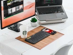 �Ϻ�ƽ���Ӿ������ѵ��ѧ�Ѽ۸����/