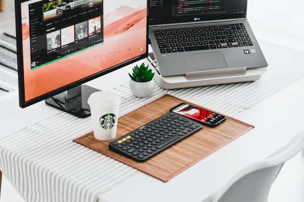 �Ϻ�ƽ���Ӿ������ѵ��ѧ�Ѽ۸����