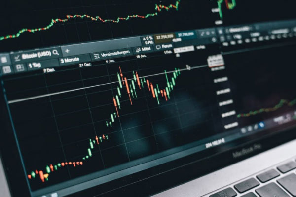 ��ɽ��������ʦ��ѵ_���ö���Ǯ