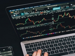 ���ݽ�����������ѵһ�����Ǯ/