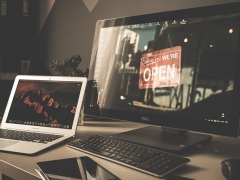 �����Ӿ������ѵ��ѧ��/