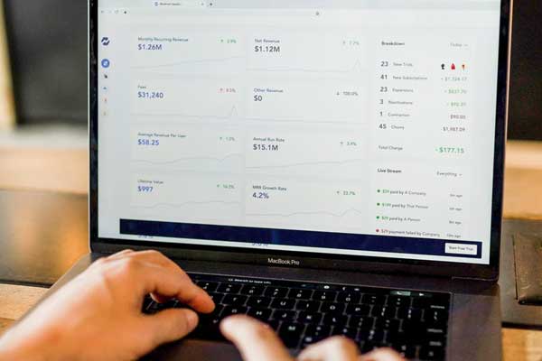 �Ͼ���Ϊ��֤��ѵ��_���ö���Ǯ