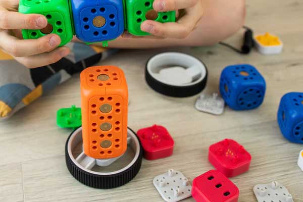 ��ɽ�ٶ������ѵ���������ĸ���