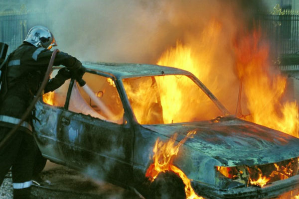 �Ͳ�����ά��֤��ѵ��������