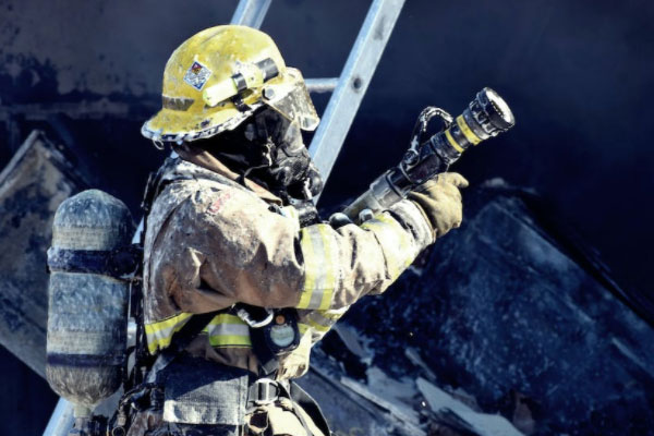 �Ͼ�����ά��֤��ѵ��������