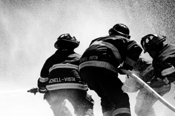 �ߺ�����ά��֤��ѵ��������