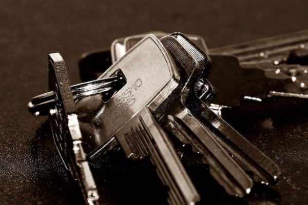 �Ͼ���ҵ�����ʸ�֤�������ﱨ��_����