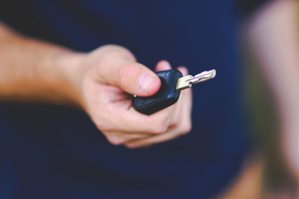 ���ͺ�����ҵ�����ʸ�֤�������ﱨ��_����