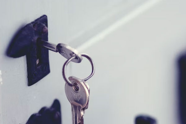 ������ҵ�����ʸ�֤�������ﱨ��_����