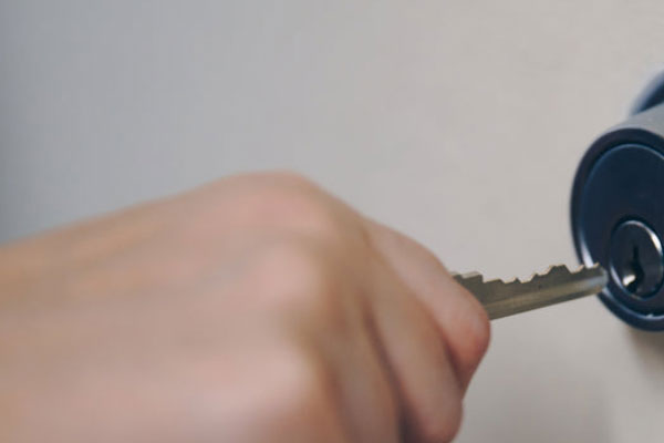 ������ҵ�����ʸ�֤�������ﱨ��_����