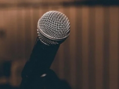 �����������ڲŰ���ô�շ�/