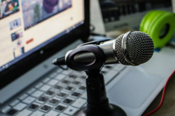 �����������ٶ��ڲ���ѵ�����ĸ��ã�����Ǯ��