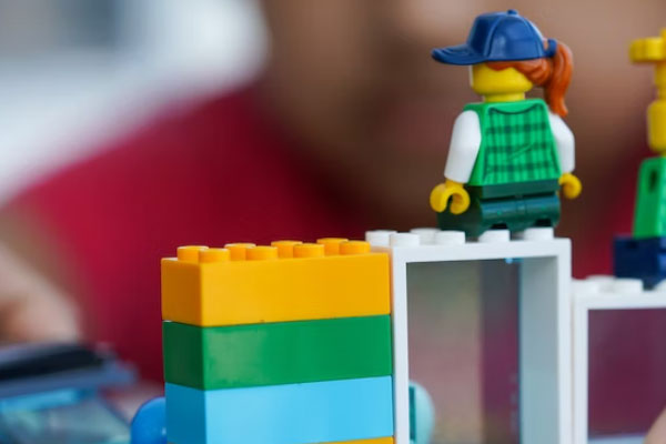 �人�������ͯ���������ѵѧУ�շѶ���