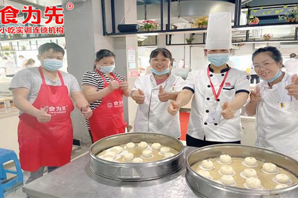  ��ݸ���ʳΪ��С����ѵ