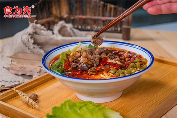 ��ݸ����ʳΪ��С����ѵ