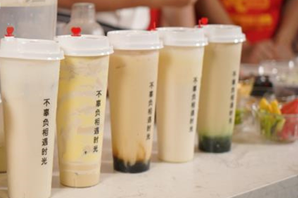 ����ʳΪ��С����ѵ