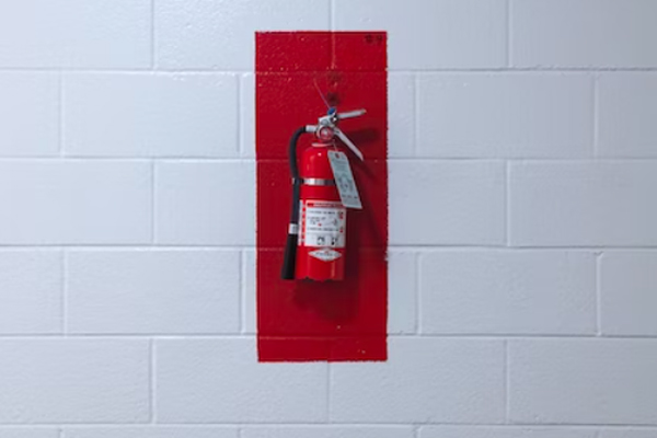 �Ƹ�һ����������ʦ������ѵ��������