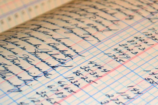 ����Ͽ����ʦ������ѵѧУ�ļҺ�