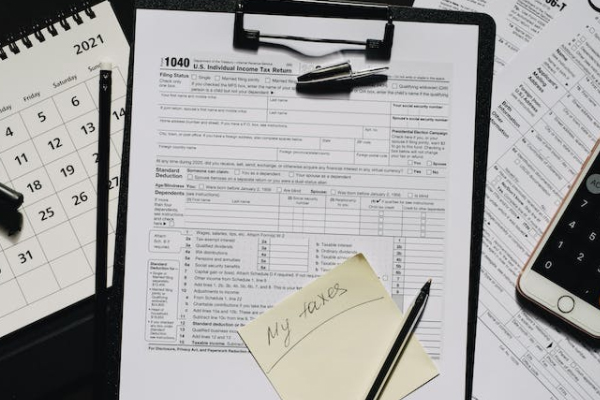 ¦�׾���ʦ������ѵѧУ�ļҺ�