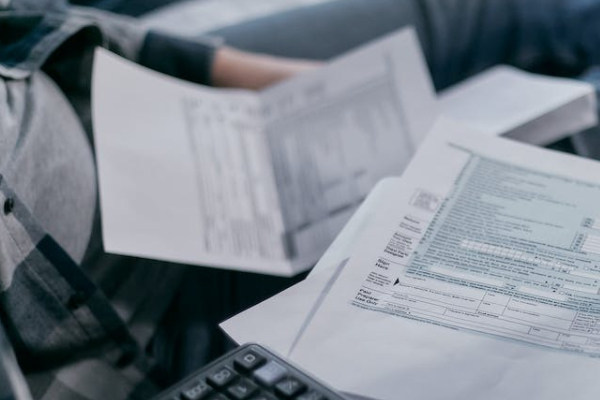 ���޾���ʦ������ѵѧУ�ļҺ�