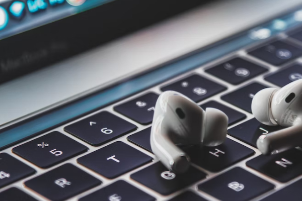 ��������ʦ������ѵѧУ�ļҺ�