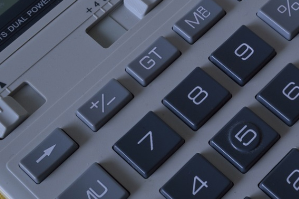 �㶫����ʦ������ѵѧУ�ļҺ�