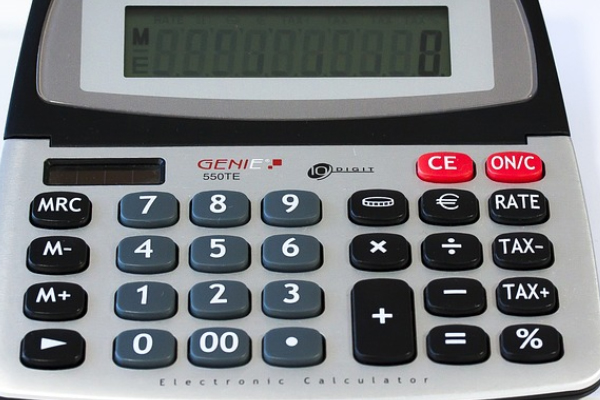 ���ھ���ʦ������ѵѧУ�ļҺ�